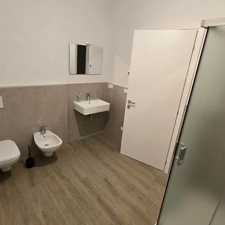 La Casa Di Manu بيت للعطل *
